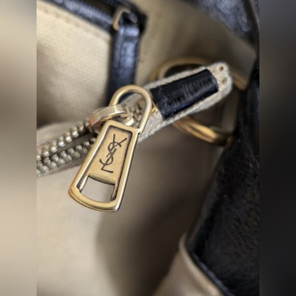 YSL Rive Gauche Capri Patent Leather Black Bucket Bag - Picture 12 of 16